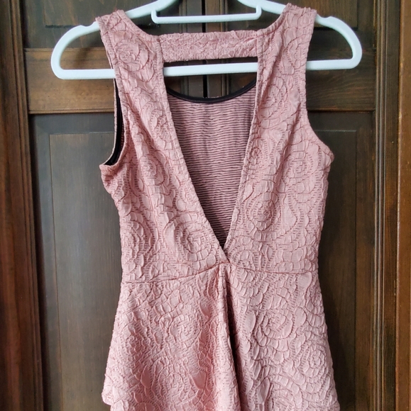 Floral Embroidered Asymmetrical Elegant Top - Picture 3 of 5